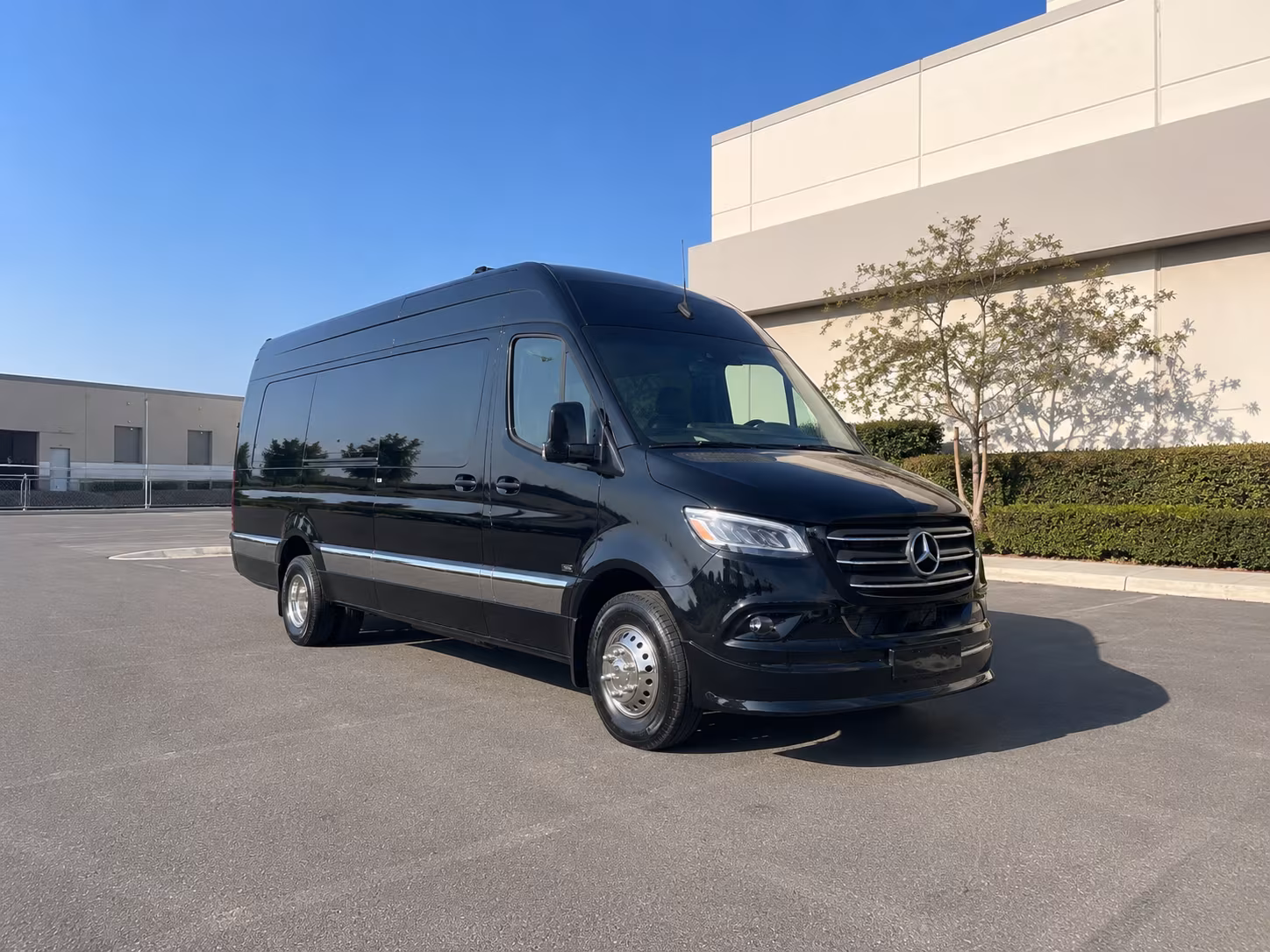 10 passenger sprinter van