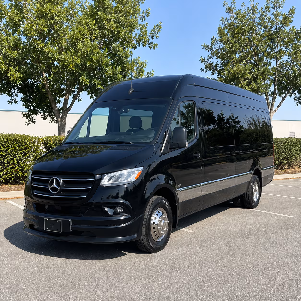 find the perfect transportation for your next airport transfer 3