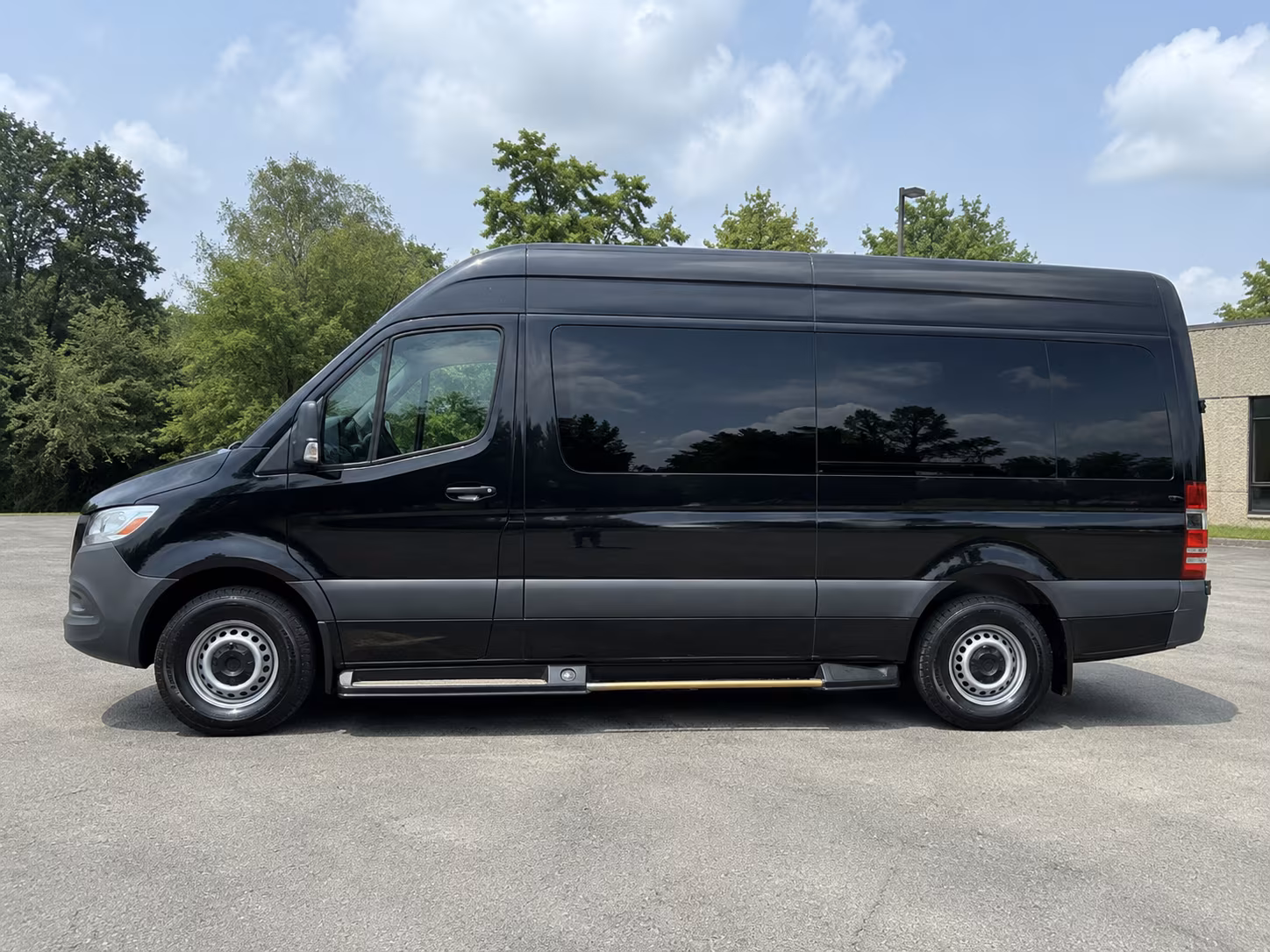 find the perfect transportation for your next corporate event 2