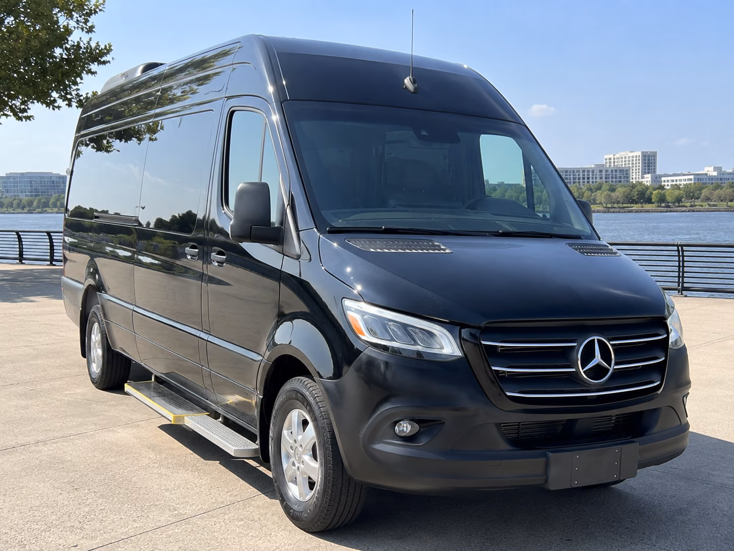 find the perfect transportation for your next wedding 1